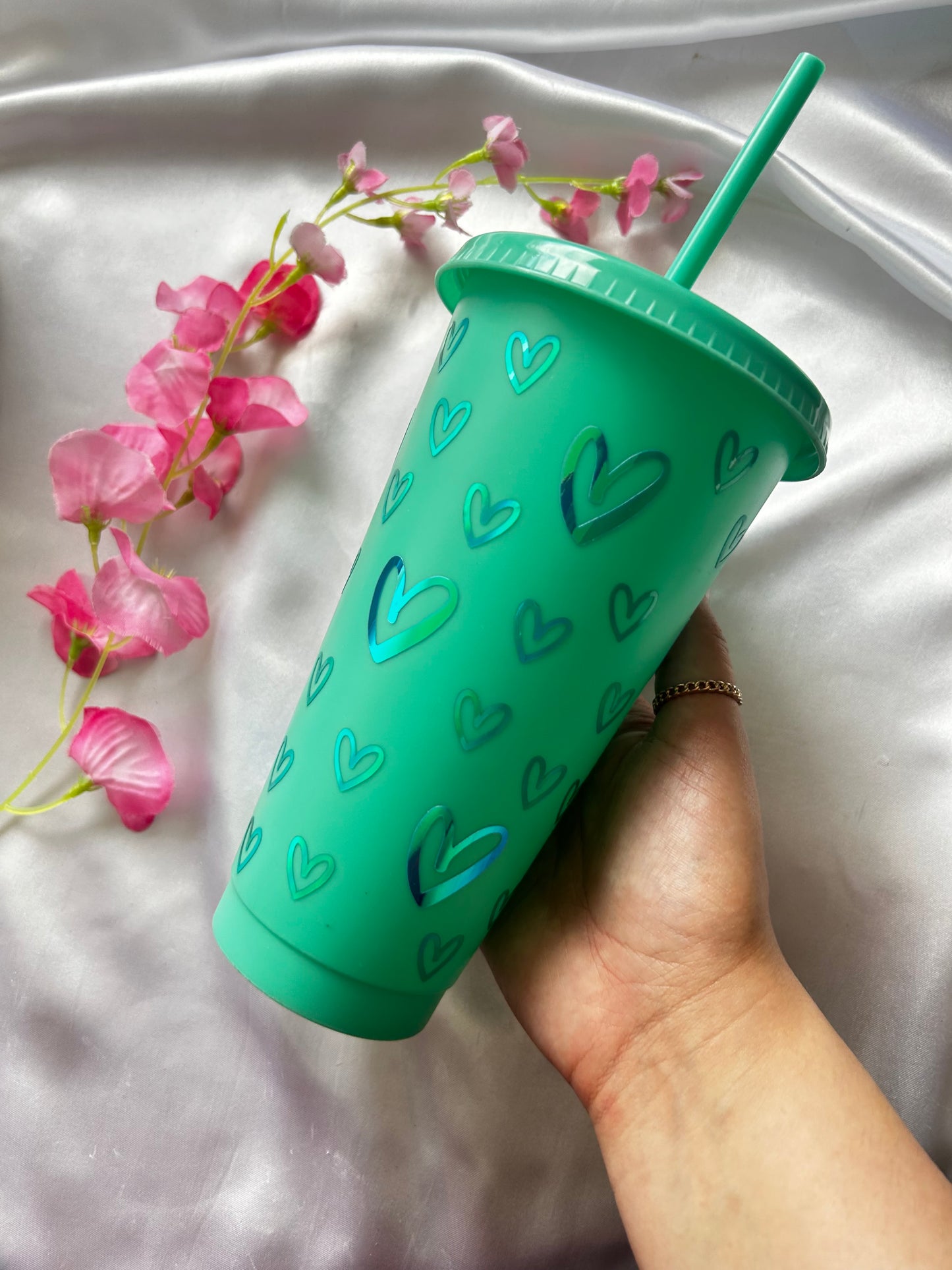 Green shiny heart cold cup