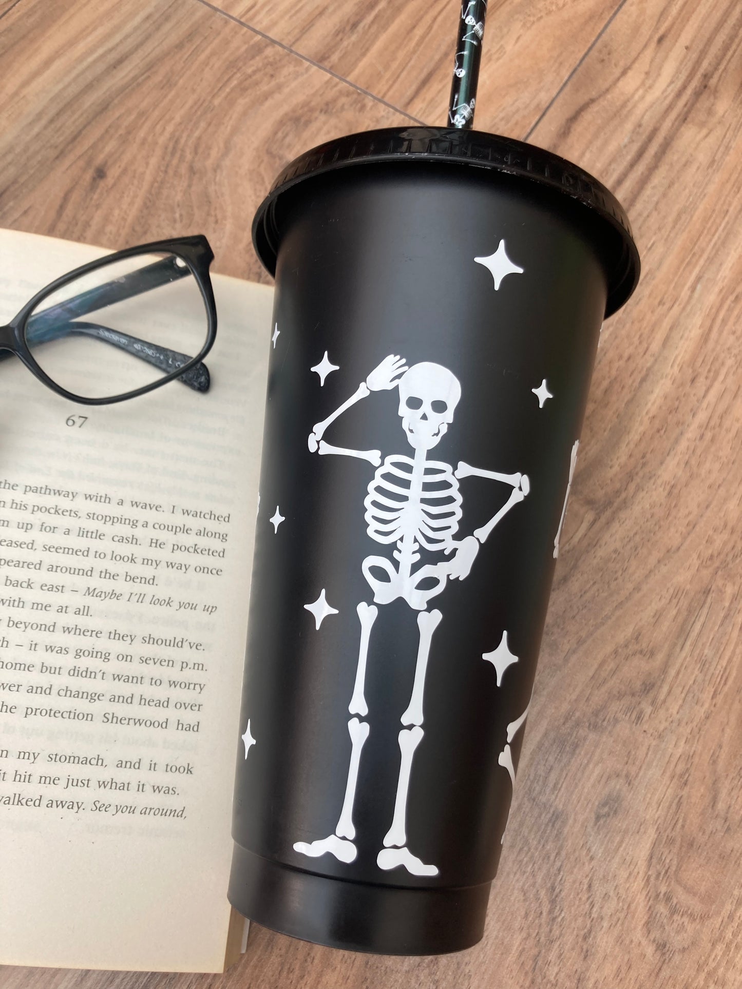 Skeleton cup